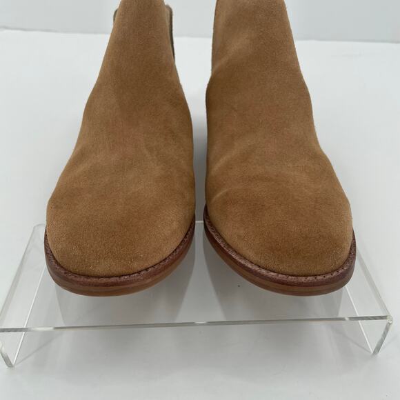 Lands’ End Women's V-Cut Slip-On Suede Ankle Boots Booties, Tan, Sz. 6B Flats - Picture 2 of 12